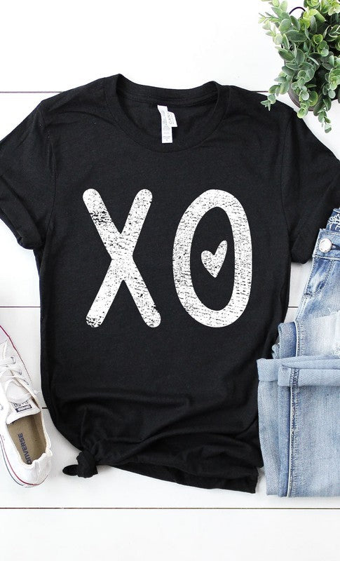 Distressed XOXO Heart Graphic Tee T-Shirt