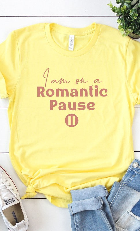 Romantic Pause Graphic Tee T-Shirt PLUS