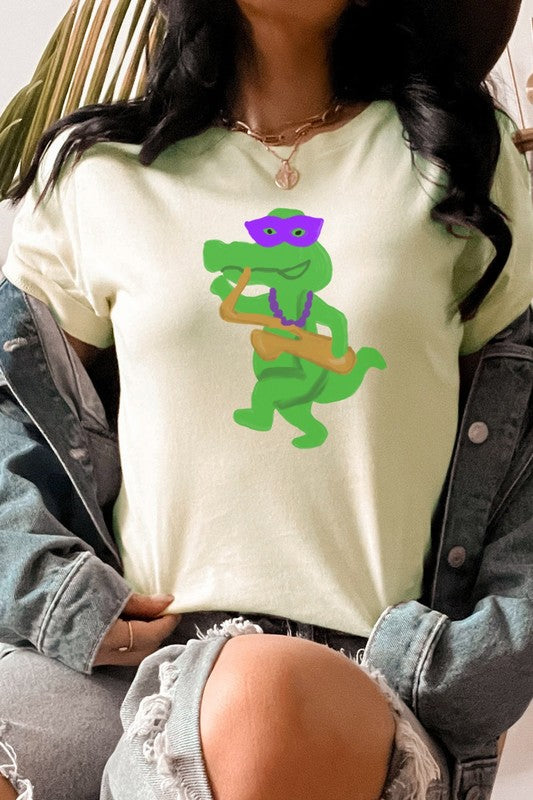 Mardi Gras Saxophone Alligator Graphic Graphic Tee T-Shirt