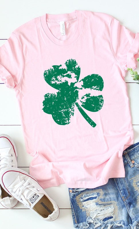 Retro Clover Graphic Tee T-Shirt PLUS